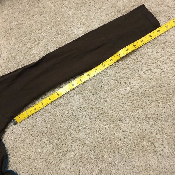 Canadian Designer Leopards & Roses Blue and Red Atomic Sweater - Picture 16 of 16